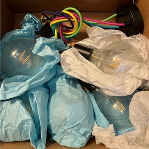 Pendant chandelier light